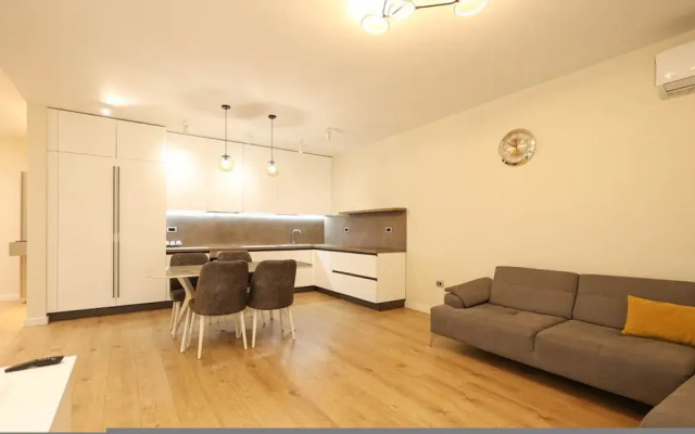 Grandstay Portside in Durr s