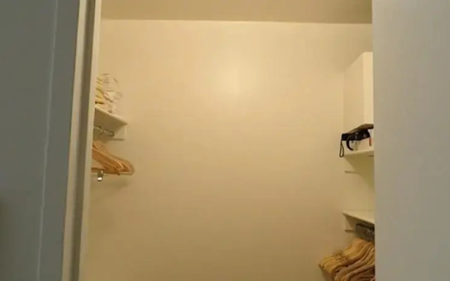 Studio Apartment - Wall Street