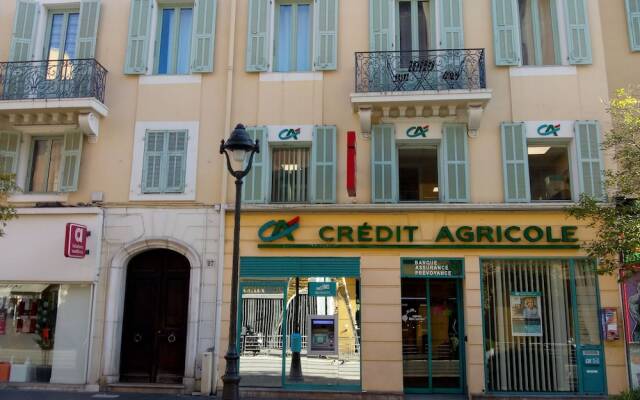 Отель Garibaldi, Acropolis, Plage Emplacement Idéal Ницца вид на фасад