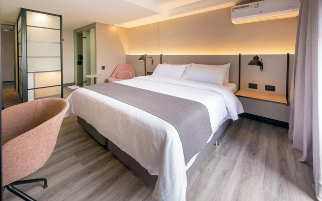 Lettera Hotel