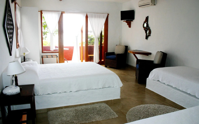 Blu Galapagos Sustainable Waterfront Lodge