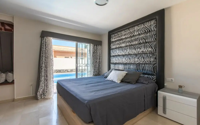 Classic Villa, luxe, private pool & prime location