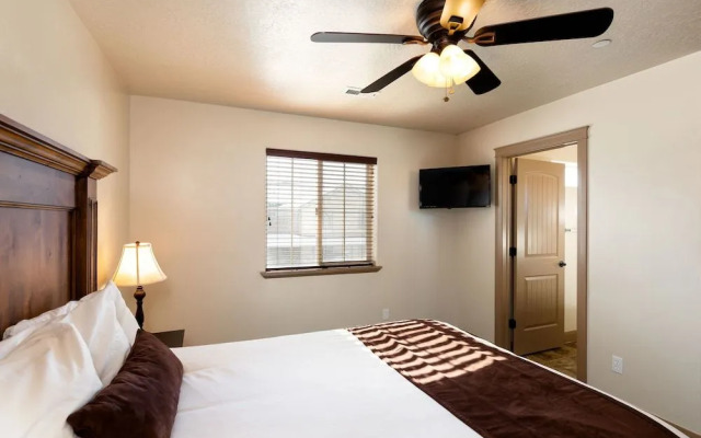 Duchesne Suites