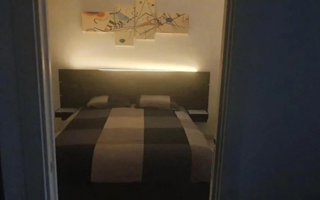 B&B 1930