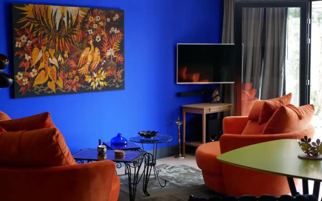 Suite 24