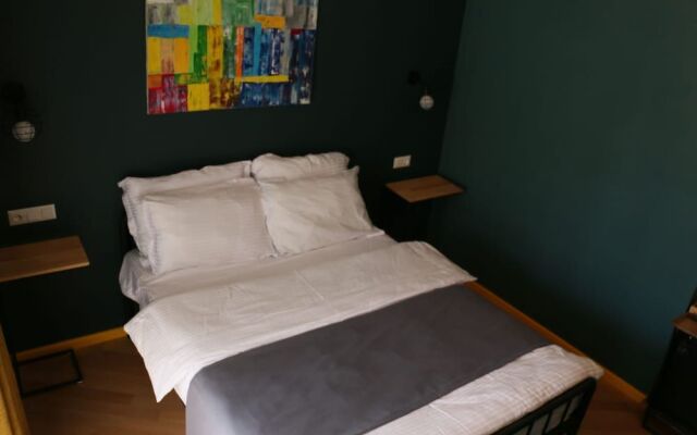 Boutique Hotel27 Plus