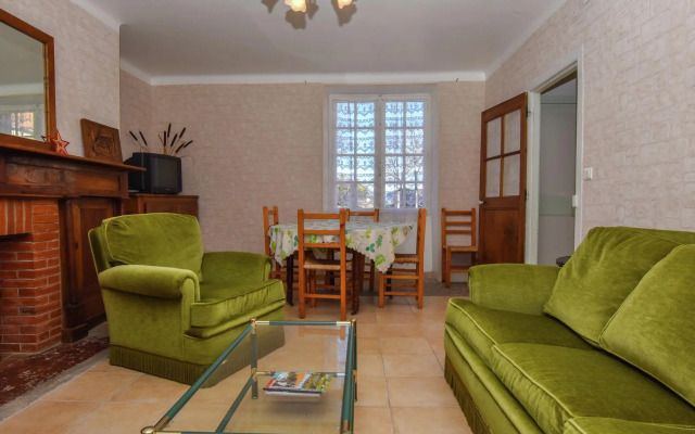 Beautiful Holiday Home near Forest in Montfaucon