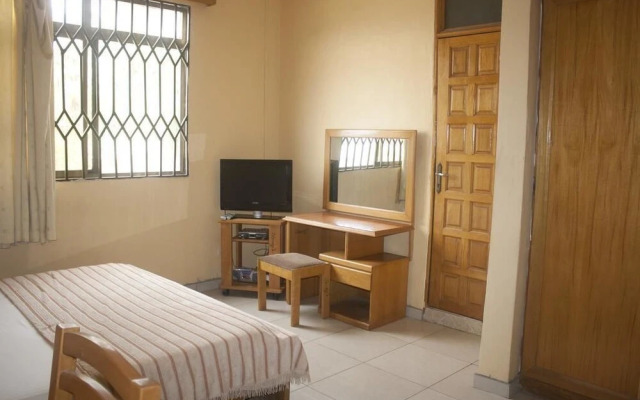 Elmeiz Place Guest House