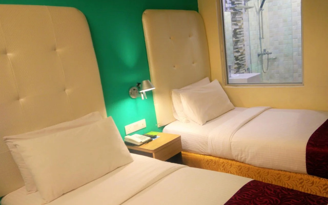 Lumut Suites