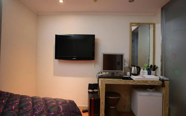 Hotel MIDO Myeongdong