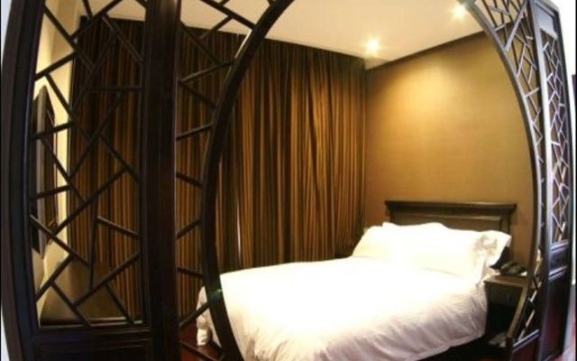 Baolong Homelike Hotel (Mudanjiang Branch)