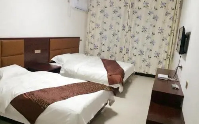 Tai Bai Mountain 24H Guest House