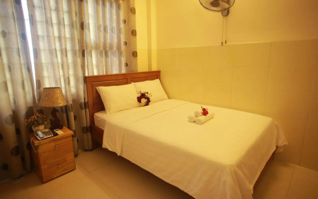 Nam Quan Hotel