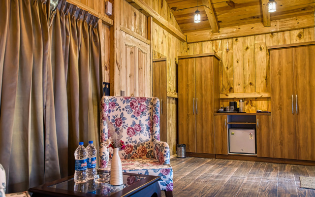 Pumpkin Hotel's Tusk N Woods