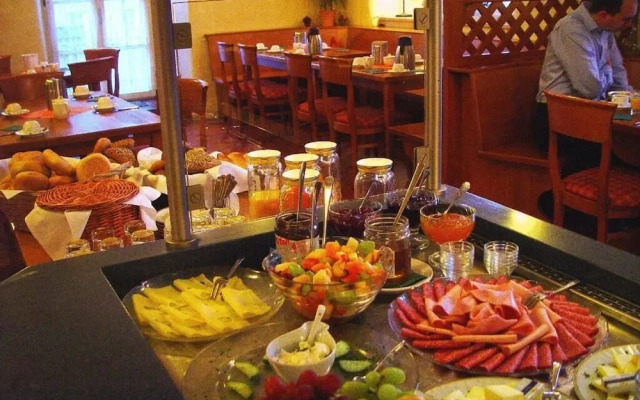 Hotel Schwarzacher Hof