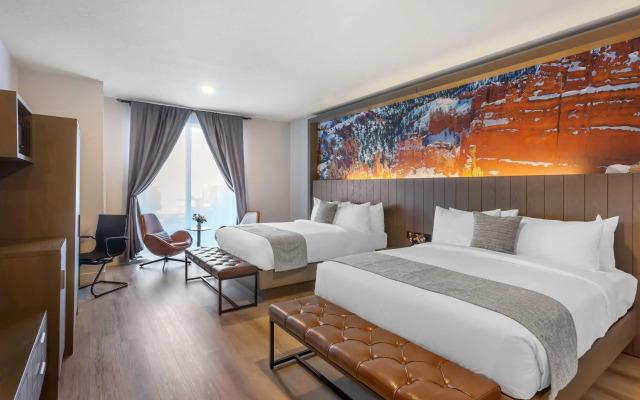 The Valor, an Ascend Collection Hotel