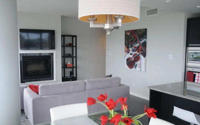 Luxury Condo at The Falls