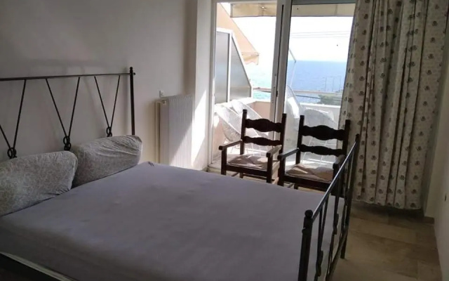Super view seafront apartment