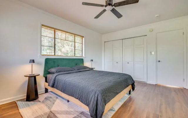 Mid-century Bungalow in the Heart of Buckhead!