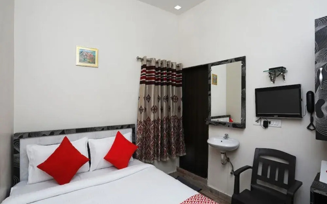 OYO 26612 Phoenix Inn