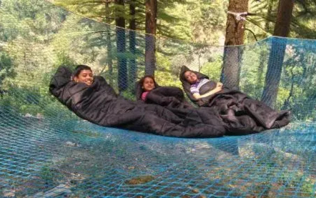 Northern Adventure Camp & Cottages