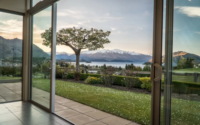 Release Wanaka - Faulks Terrace