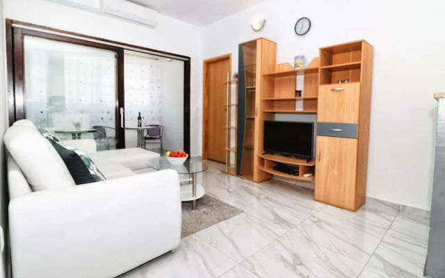 Apartment Bozac