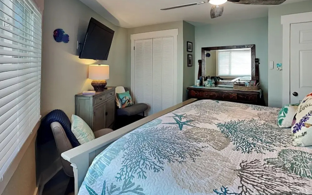 Sunday Villas Sunday Funday by Silver Sands Vacation Rentals