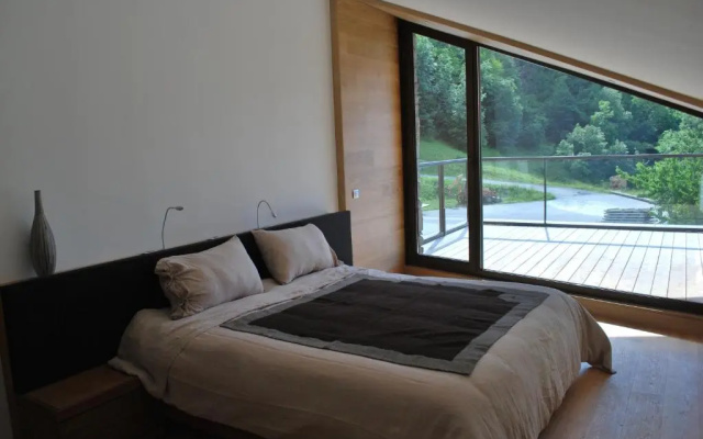 Mineral Lodge