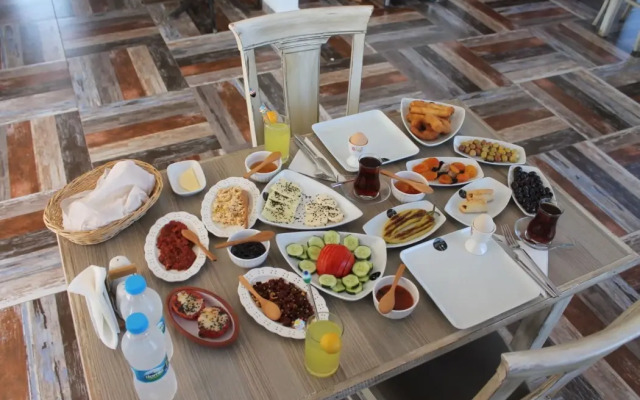 Cunda House Kucuk Otel