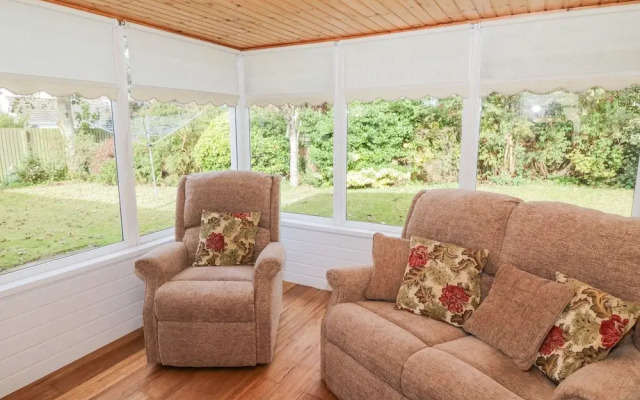 Honesty Cottage