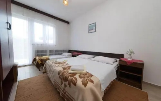 Apartment Miklic B