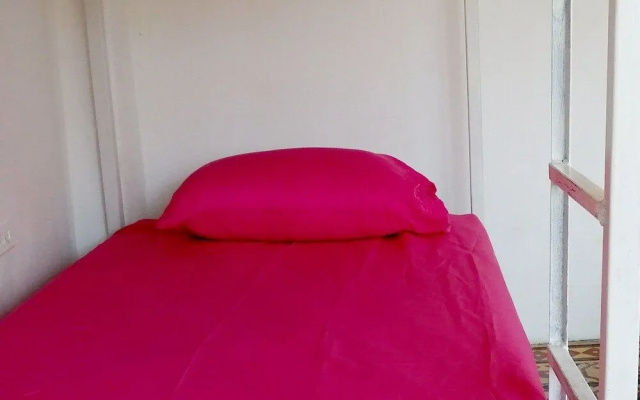 Hostel La Colonia