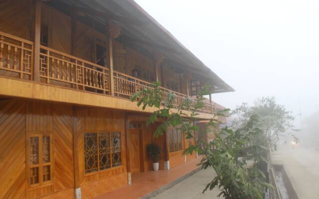 Отель Mountain View Hotel - Hostel Вьетнам, Шапа - отзывы, цены и фото номеров - забронировать отель Mountain View Hotel - Hostel онлайн вид на фасад