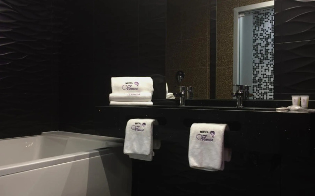 Motel Venus Madrid Norte - Adults Only