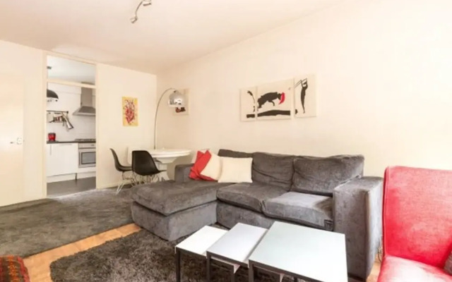Eson2 - Chancery Lane Hideaway