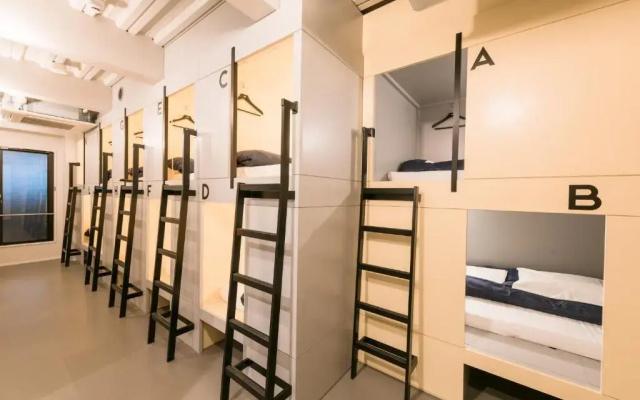 And Hostel Kuramae West