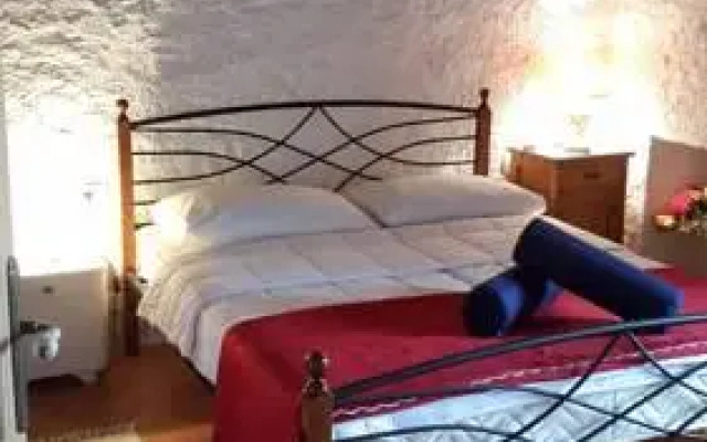 House IVA
