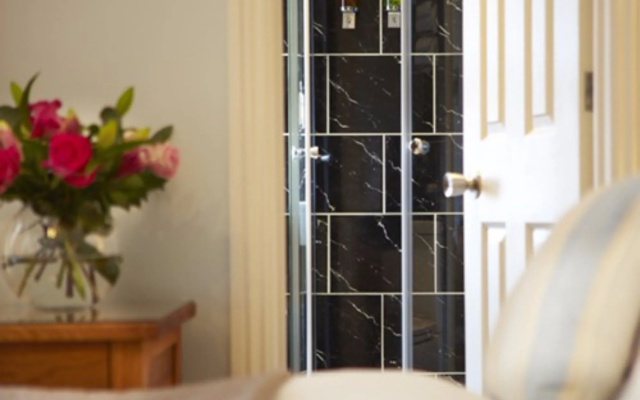 All Seasons Guest House
