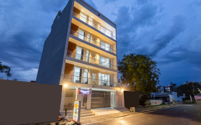 Yashobhoomi Suites near Yashobhoomi Convention Centre