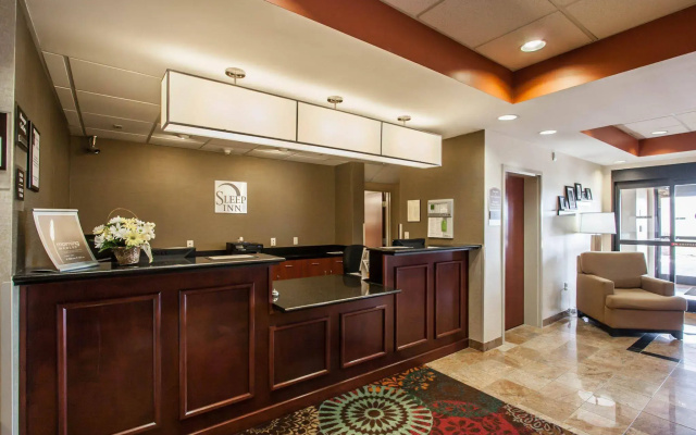 Sleep Inn & Suites Dyersburg I-155