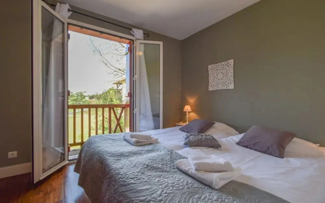 Elegant Domaine Stay in Dordogne