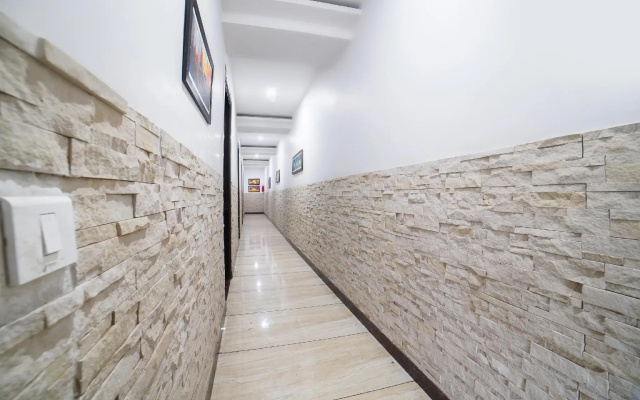 Collection O 67699 Hotel Prem Ratna