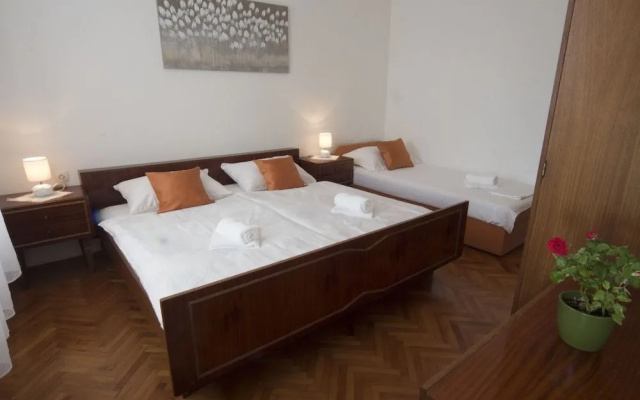 Ema Sun Apartment