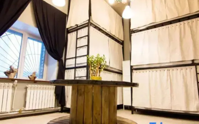 Yagel Loft Hostel