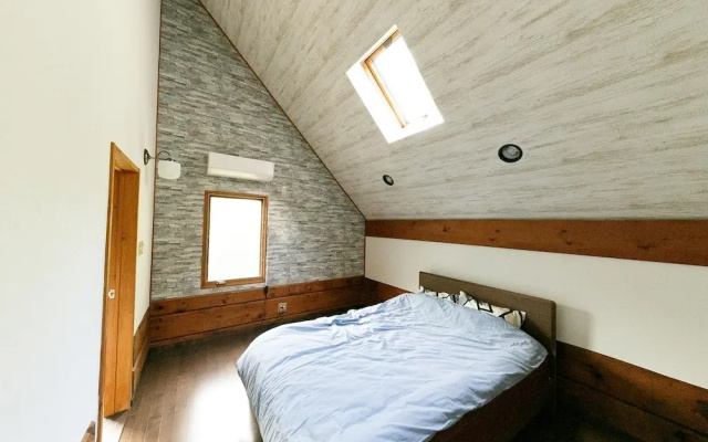 Loghouse Seseragi