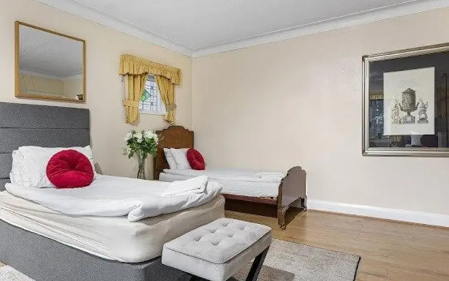 Spacious Home With Private Parking