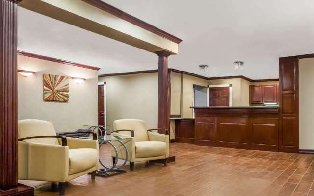 Hawthorn Suites Dallas Love Field