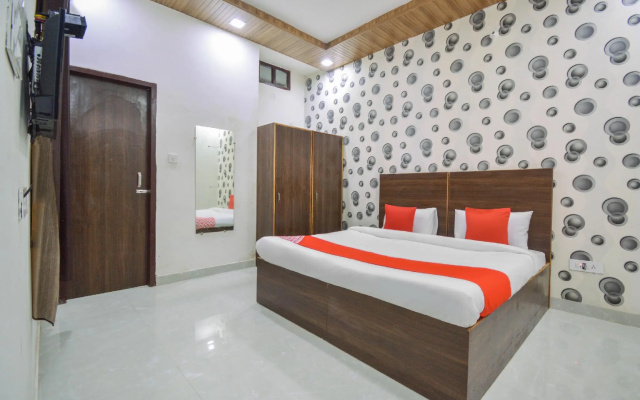 Hotel Discovery Inn by OYO Rooms