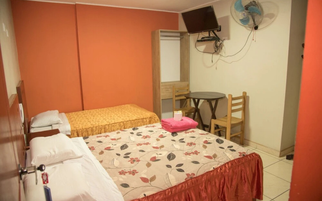 Hostal Calle 5